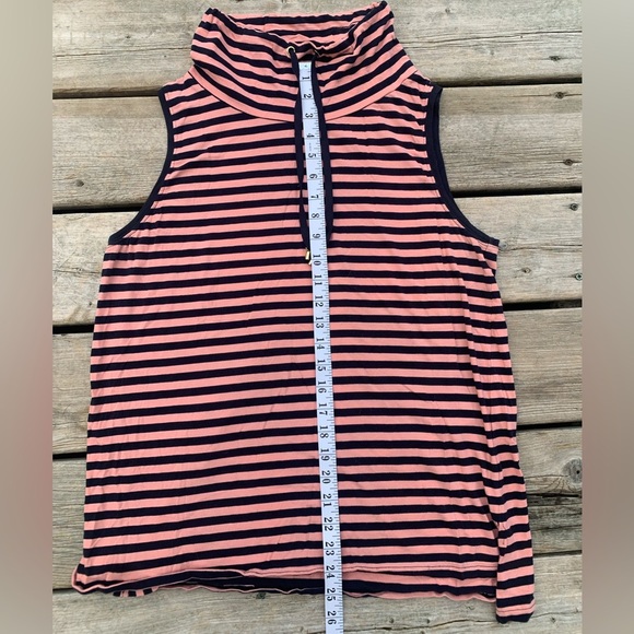 Jones New York Signature Striped Sleeveless Cowl Neck Top - Size Large - Picture 6 of 7